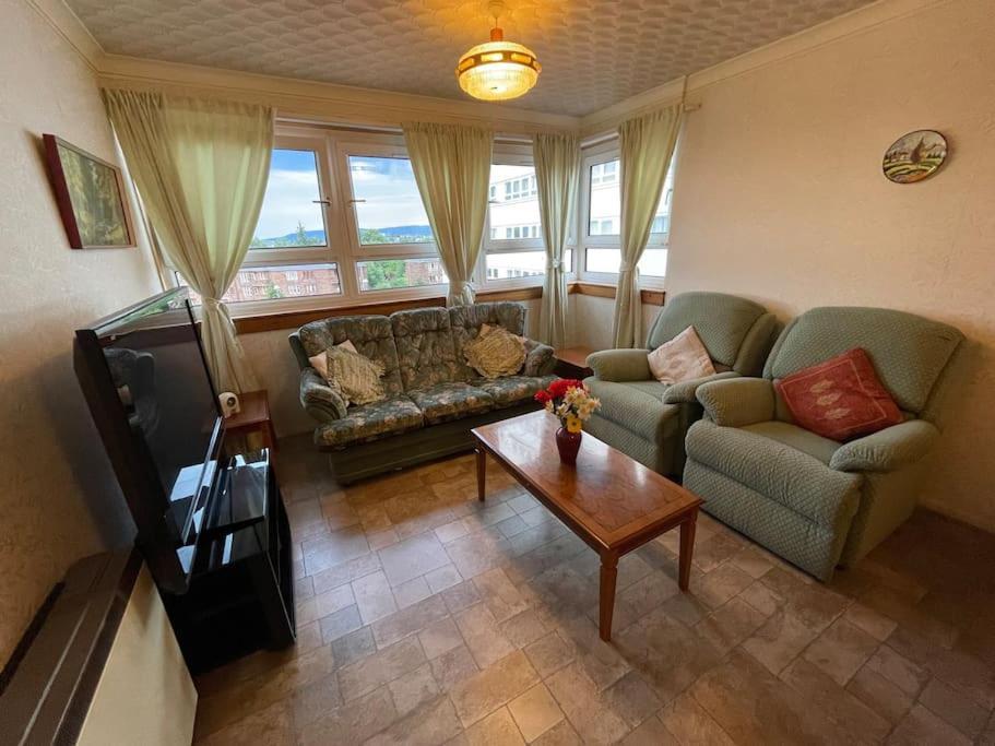 West End Hidden Gem - Modern 2-Bedroom Apartment With Residents Patio Γλασκώβη Εξωτερικό φωτογραφία