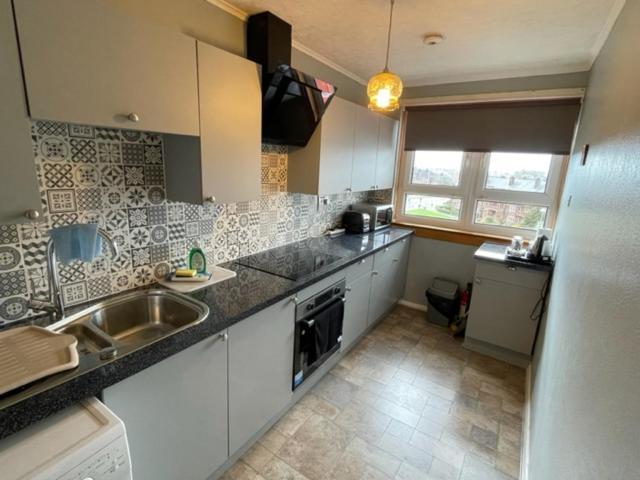 West End Hidden Gem - Modern 2-Bedroom Apartment With Residents Patio Γλασκώβη Εξωτερικό φωτογραφία